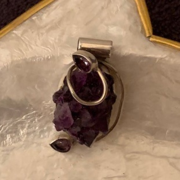 Handmade Rough Amethyst Set in Silver Pendant - Picture 1 of 2